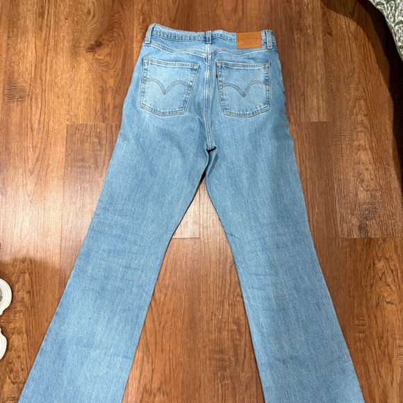 COPY - Levi’s Ribcage Bootcut Jeans - Picture 2 of 5